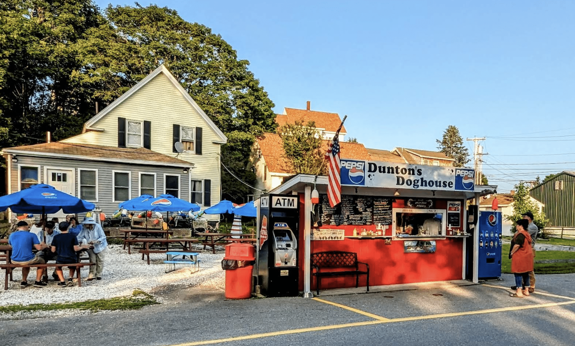 Duntins Doghouse